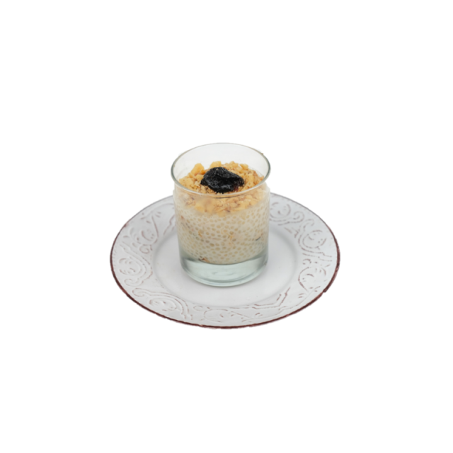 Budinca de tapioca cu prune si nuci macinate 150g