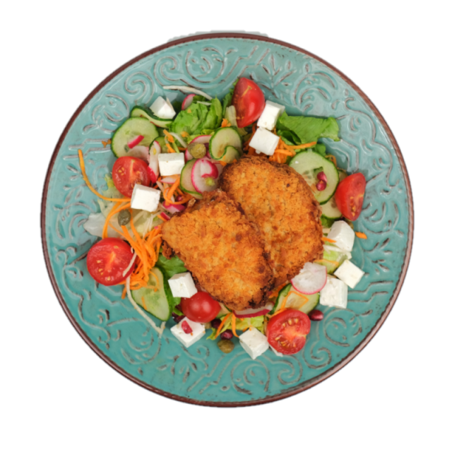 File de cod cu mix de salata, rucola, ridichi, rosii, castraveti, capere si sos de smantana 350g