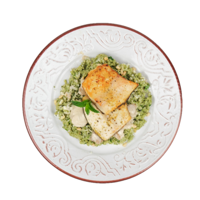 File de pastrav cu sos de hribi cu rissoto de orez brun, spanac, muguri de pin, parmesan si verdeturi 250g/350g/500g