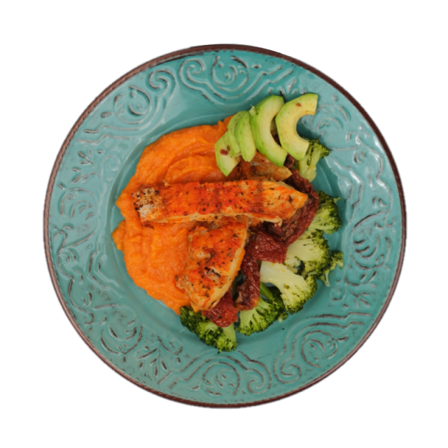 C. File de salau cu piure de morcovi si broccoli cu avocado si rosii uscate 350g