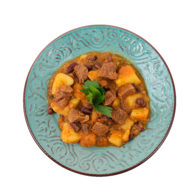 Goulas de vita cu cartofi si fasole rosie 500g