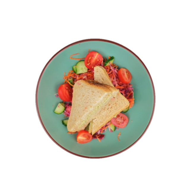 Sandwich cu crema de avocado si salata cu morcovi, telina, mar, varza, rosii cherry si castraveti 200g/300g/400g