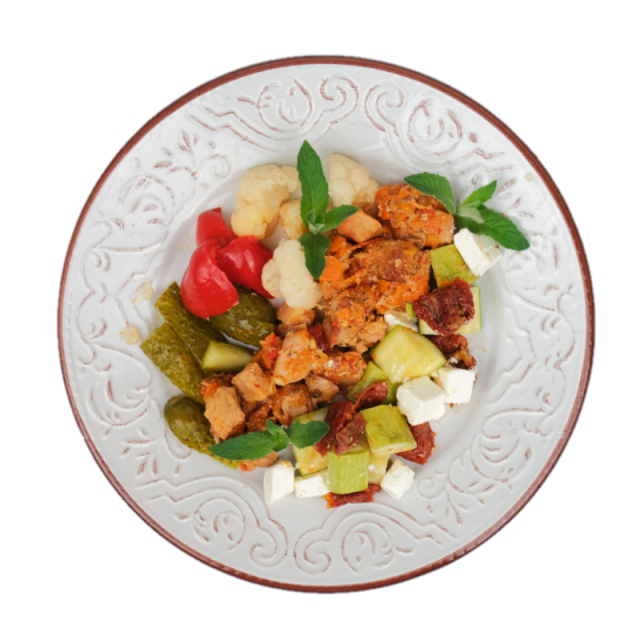 Tocanita de porc cu branza feta, dovlecel, rosii uscate si muraturi 350g