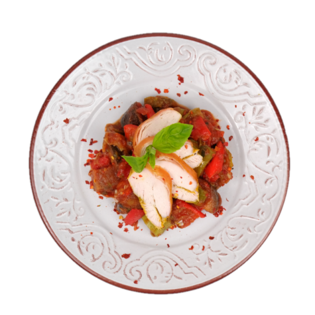 "Caponata" cu pui: tocanita italieneasca cu pui, vinete, dovlecel,ardei, rosii si busuioc 350g