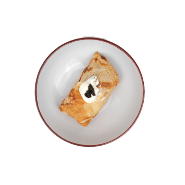 Clatite proteice din faina integrala cu branza dulce, stafide si sirop de artar 200g/300g/400g