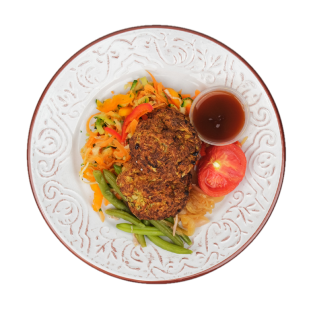 Chiftelute de dovlecel cu branza cu fasole verde, rosie la cuptor, ceapa caramelizata si salata rainbow 250g/350g/500g